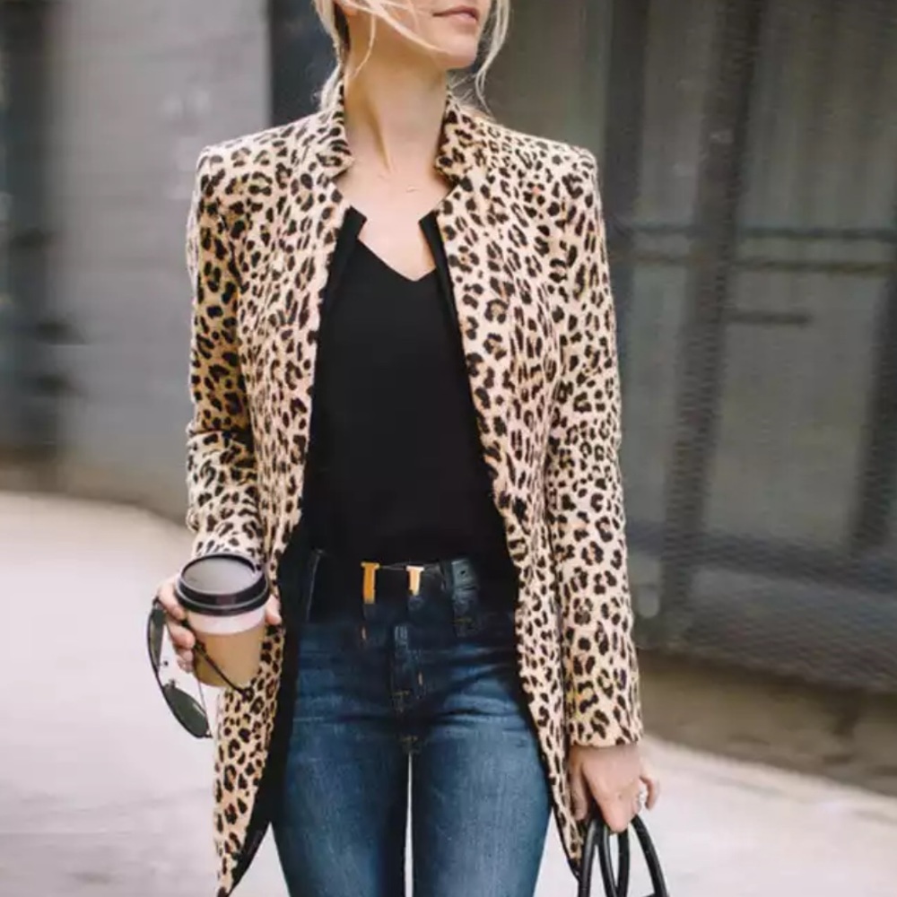 COPY - New leopard print blazer jacket M true to …